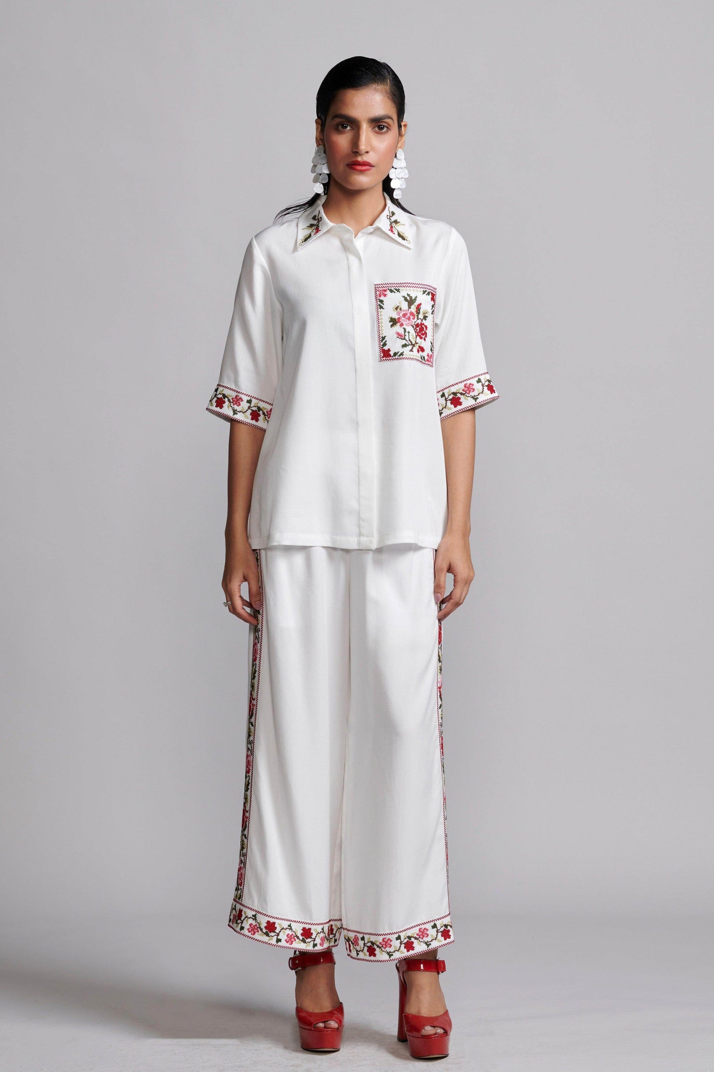 CROSS STITCH SET - dash and dot