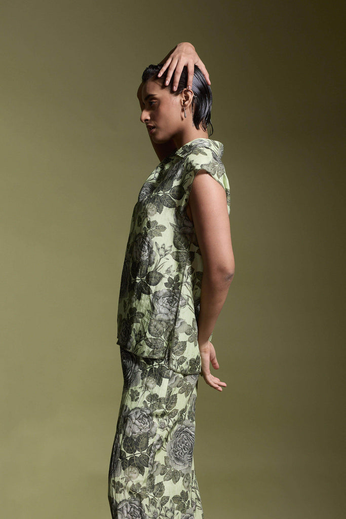 FLORAL LINEN SLEEVELESS TOP - dash and dot dash and dot