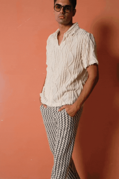 GEO TEXTURED POLO - dash and dot