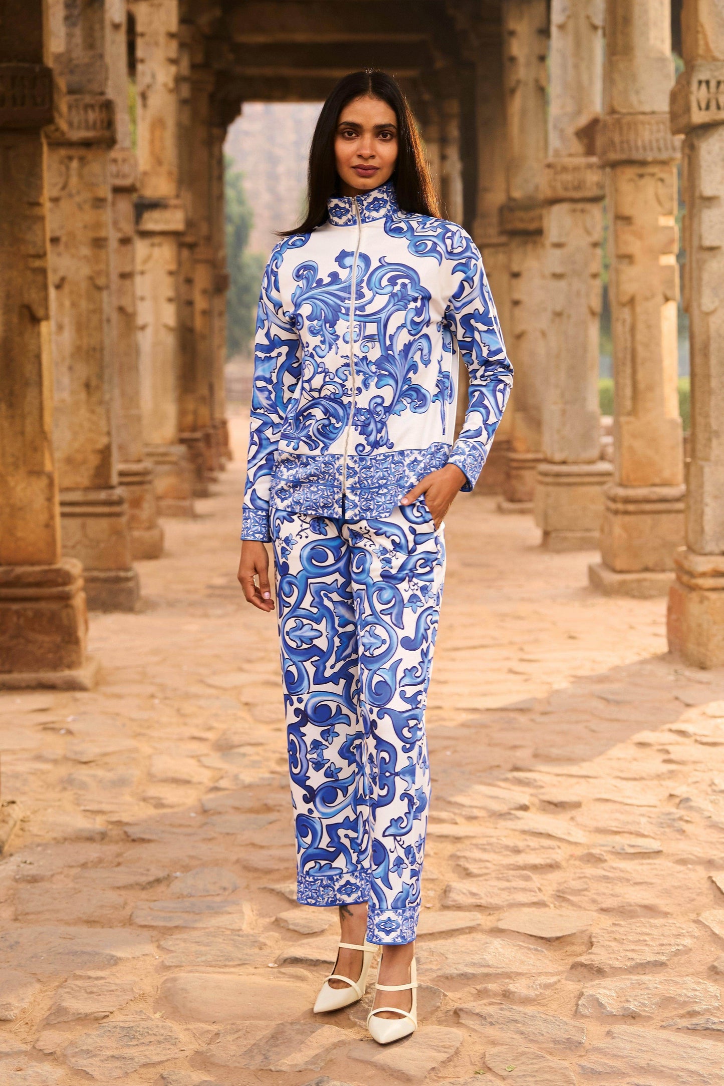 CERAMIC PRINT JOGGER - dash and dot