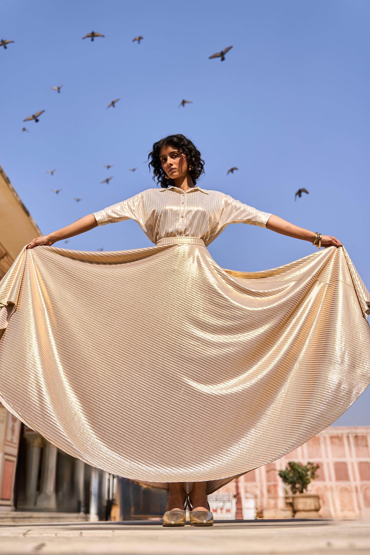 TEXTURED LAMÉ MAXI SKIRT - dash and dot