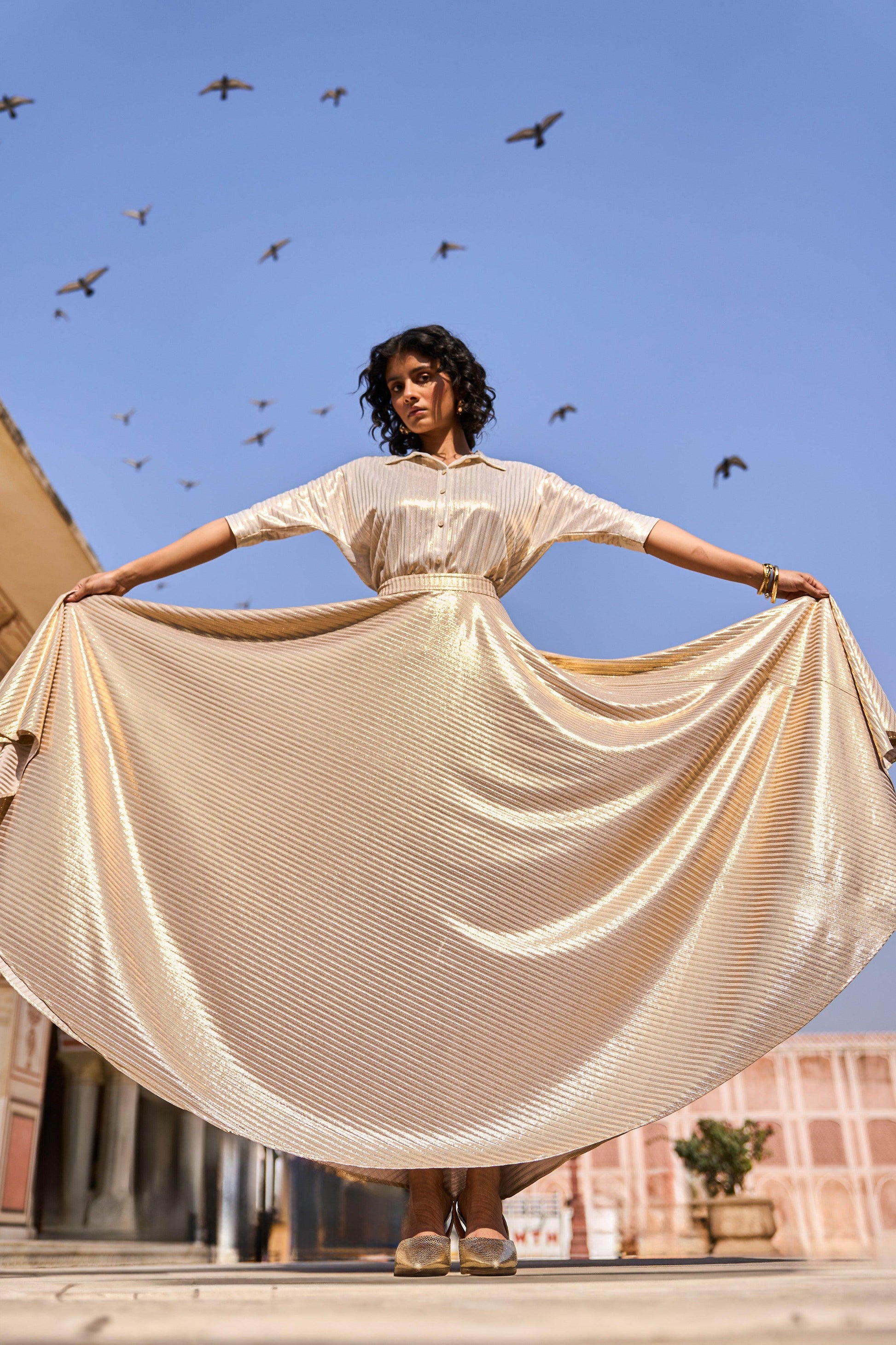 TEXTURED LAMÉ MAXI SKIRT - dash and dot