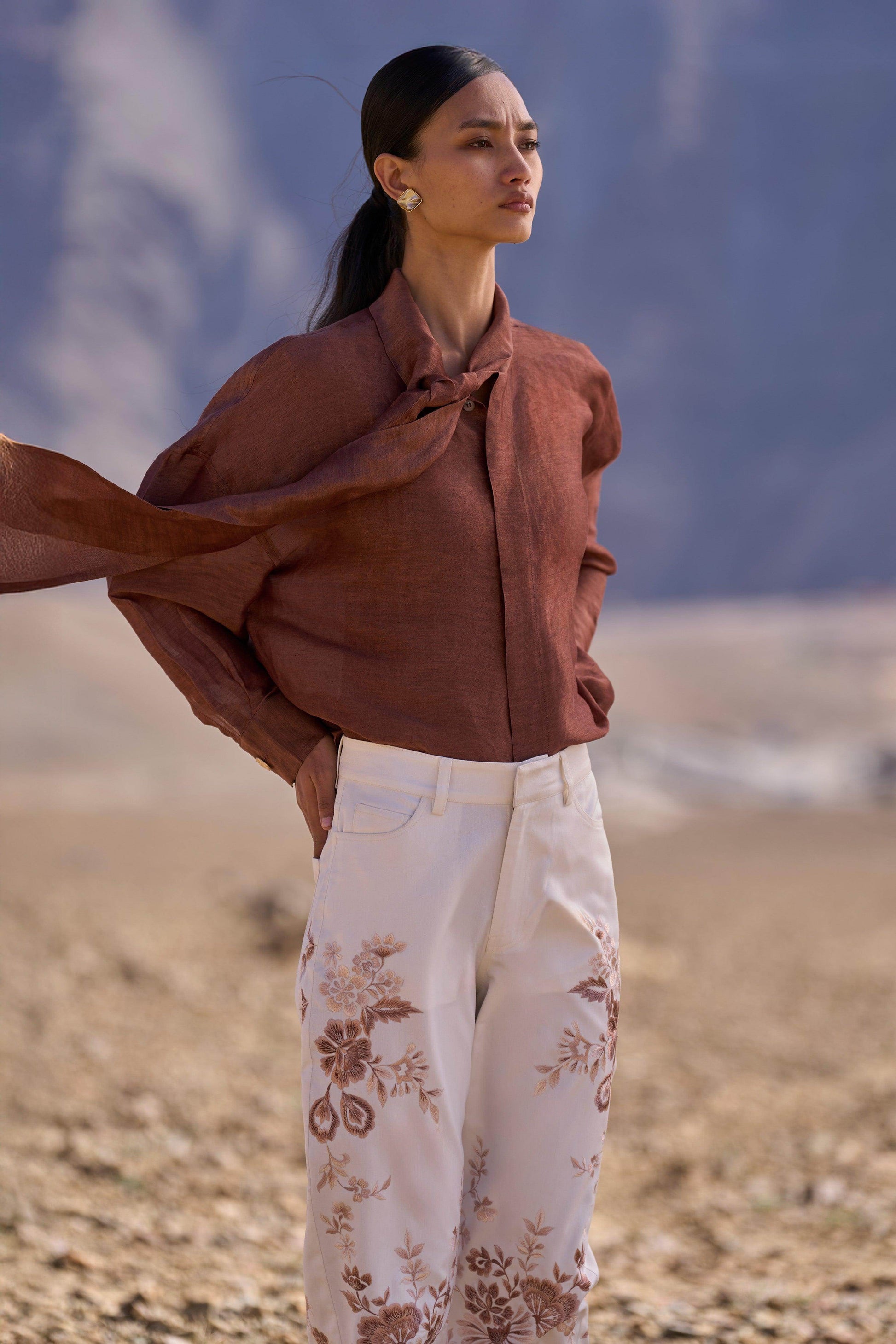 SILK-LINEN TIE-KNOT SHIRT - dash and dot