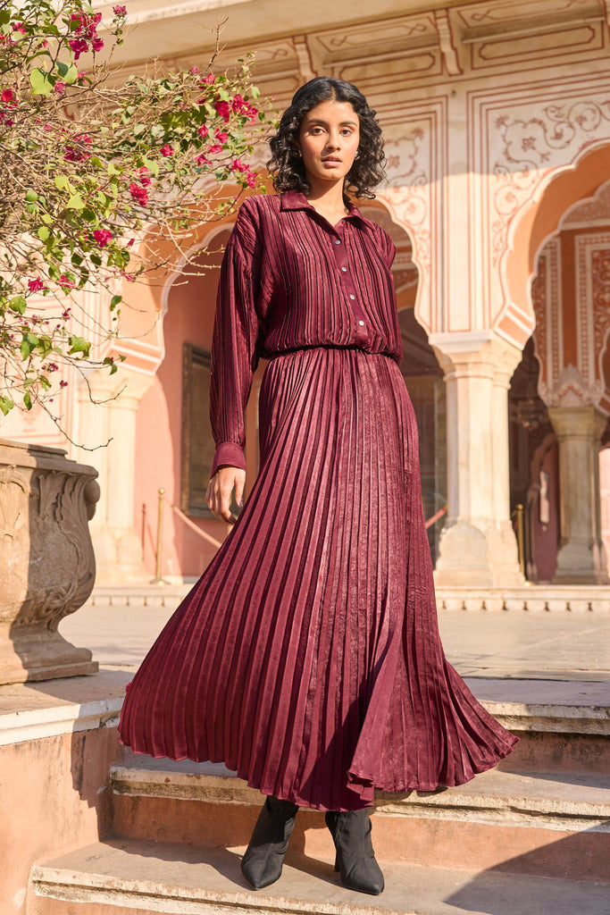 BURGUNDY PLEATED SKIRT - dash and dot dash and dot