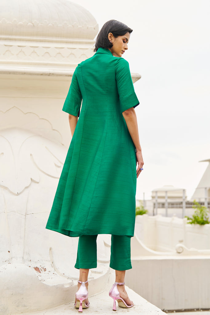 TEXTURED LONGLINE SIDE-BUTTON TOP dash and dot