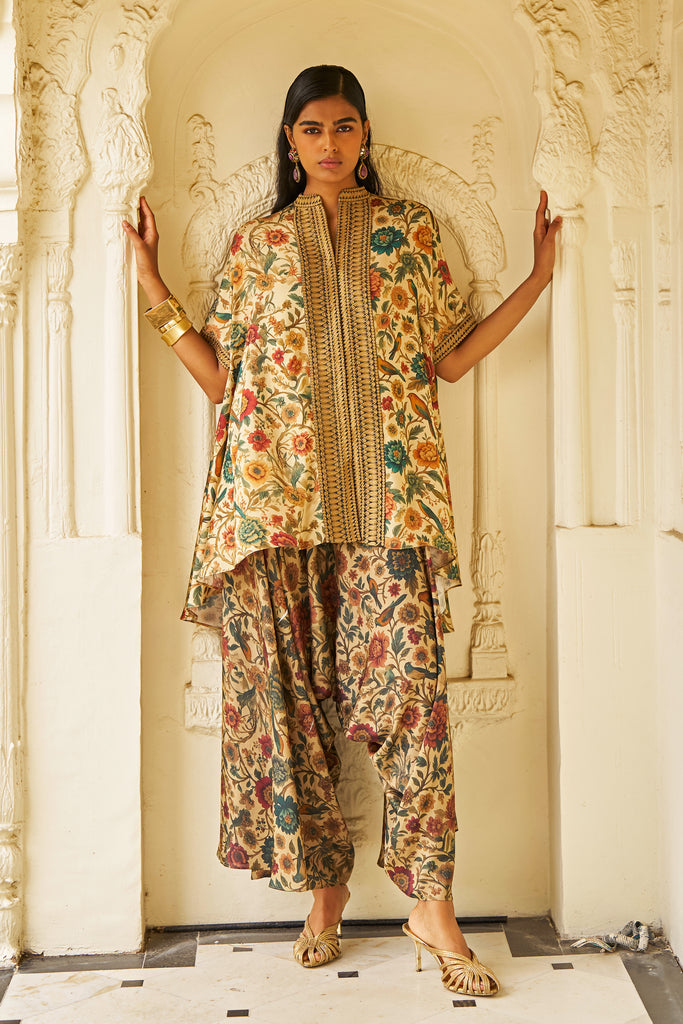 DORI EMBROIDERED PRINTED TOP dash and dot