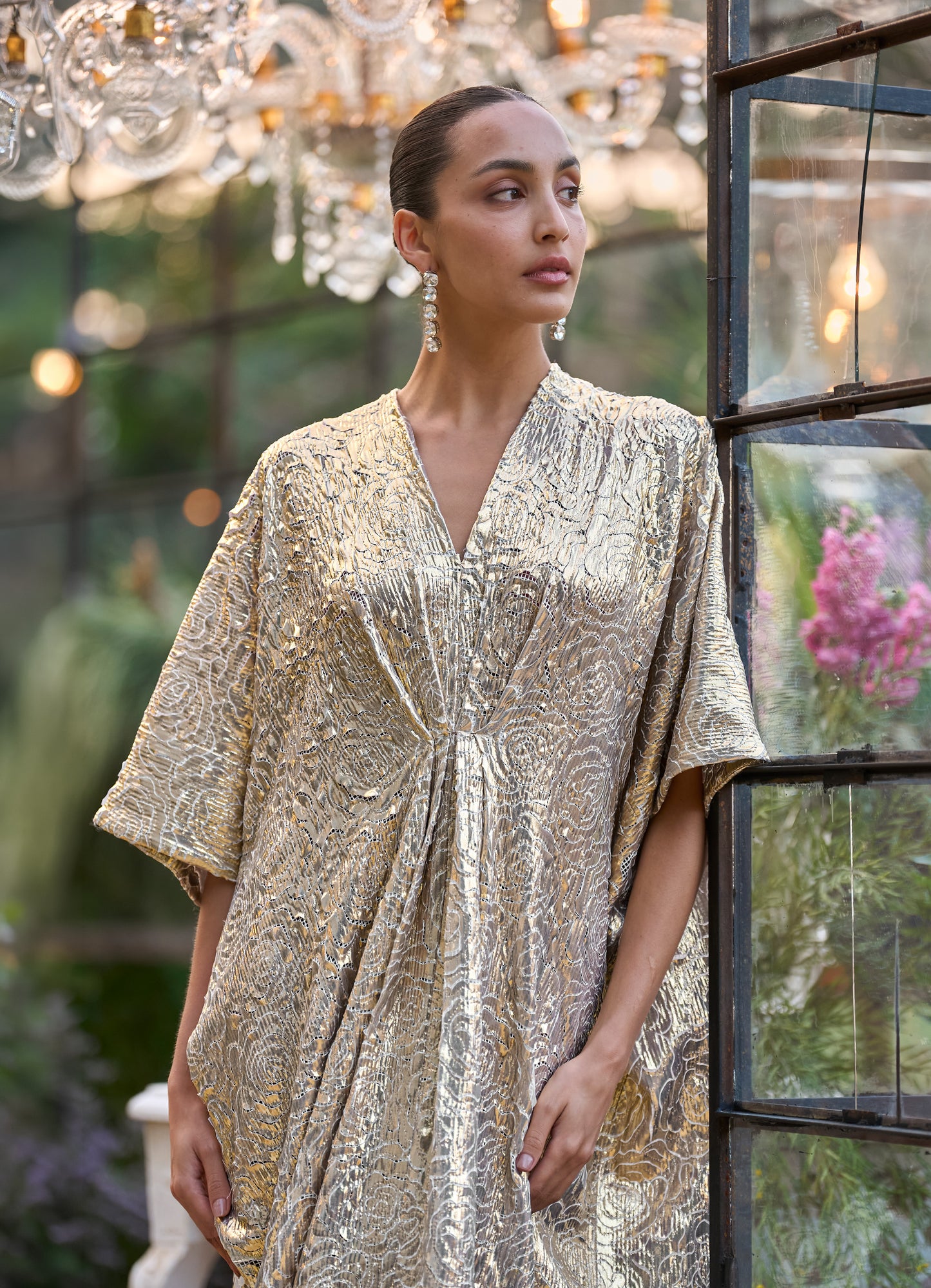 CUTWORK LAMÉ KAFTAN