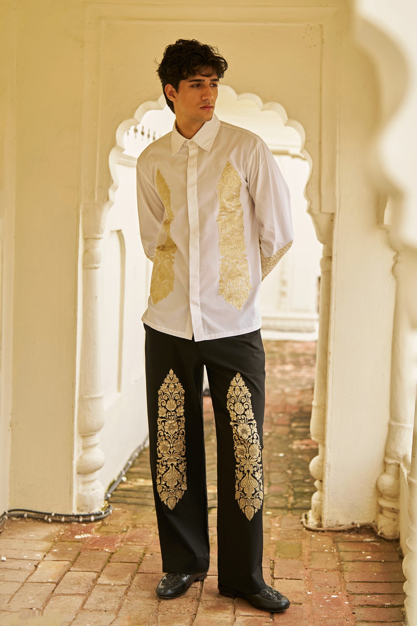 WHITE BROCADE PATCH SHIRT