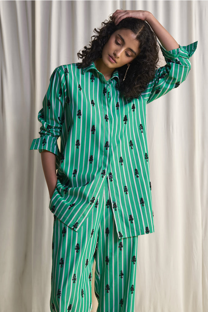 MOTIF BEAD EMBROIDERED STRIPE SHIRT dash and dot