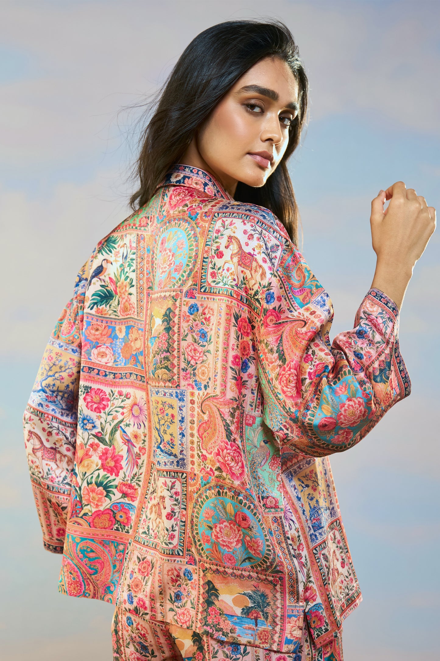 ORNAMENTAL PRINT SHIRT