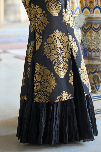 CRUSHED CRINKLE MAXI SKIRT