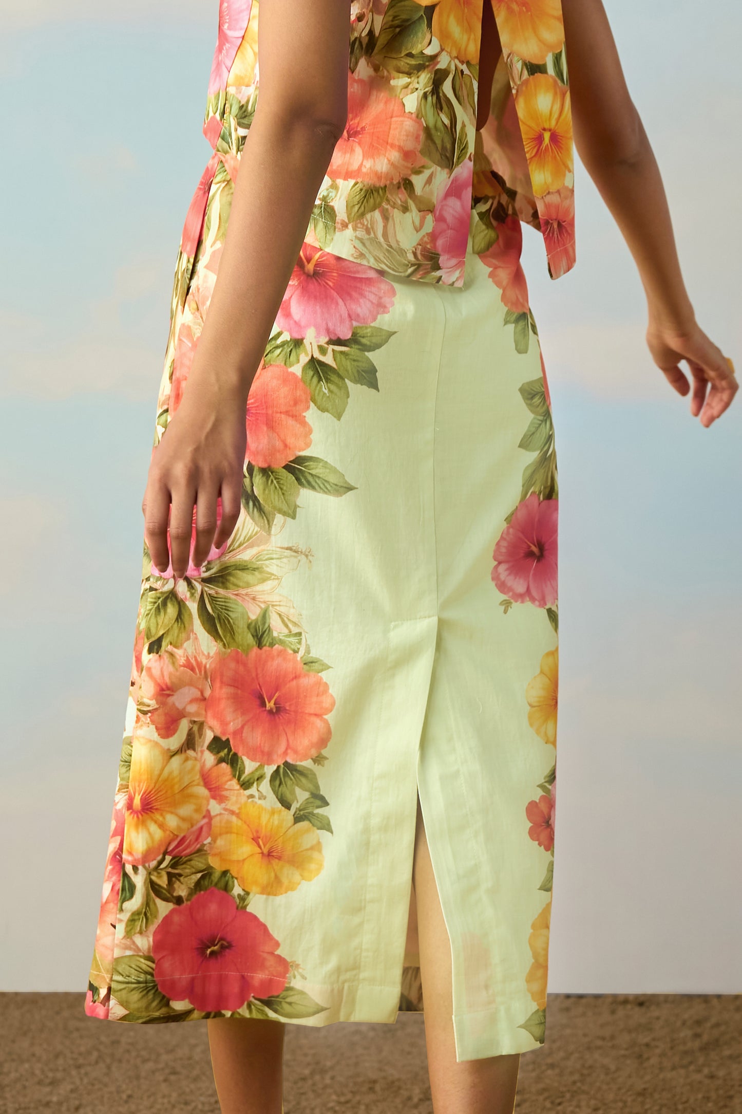LINEN TULIP PLACED SKIRT