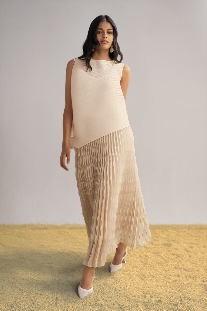 IRREGULAR PLEATED MAXI SKIRT dash and dot