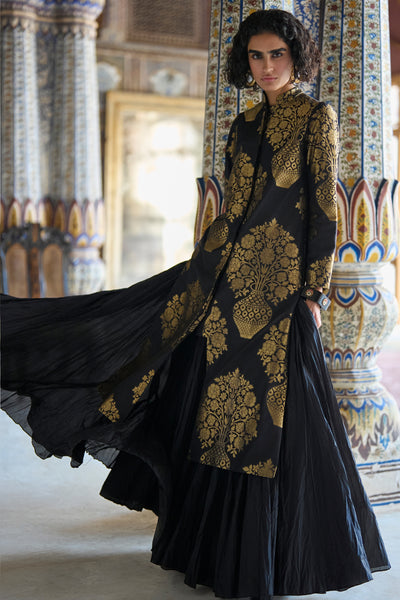 BENARES SILK BROCADE JACKET & CRUSHED CRINKLE MAXI SKIRT