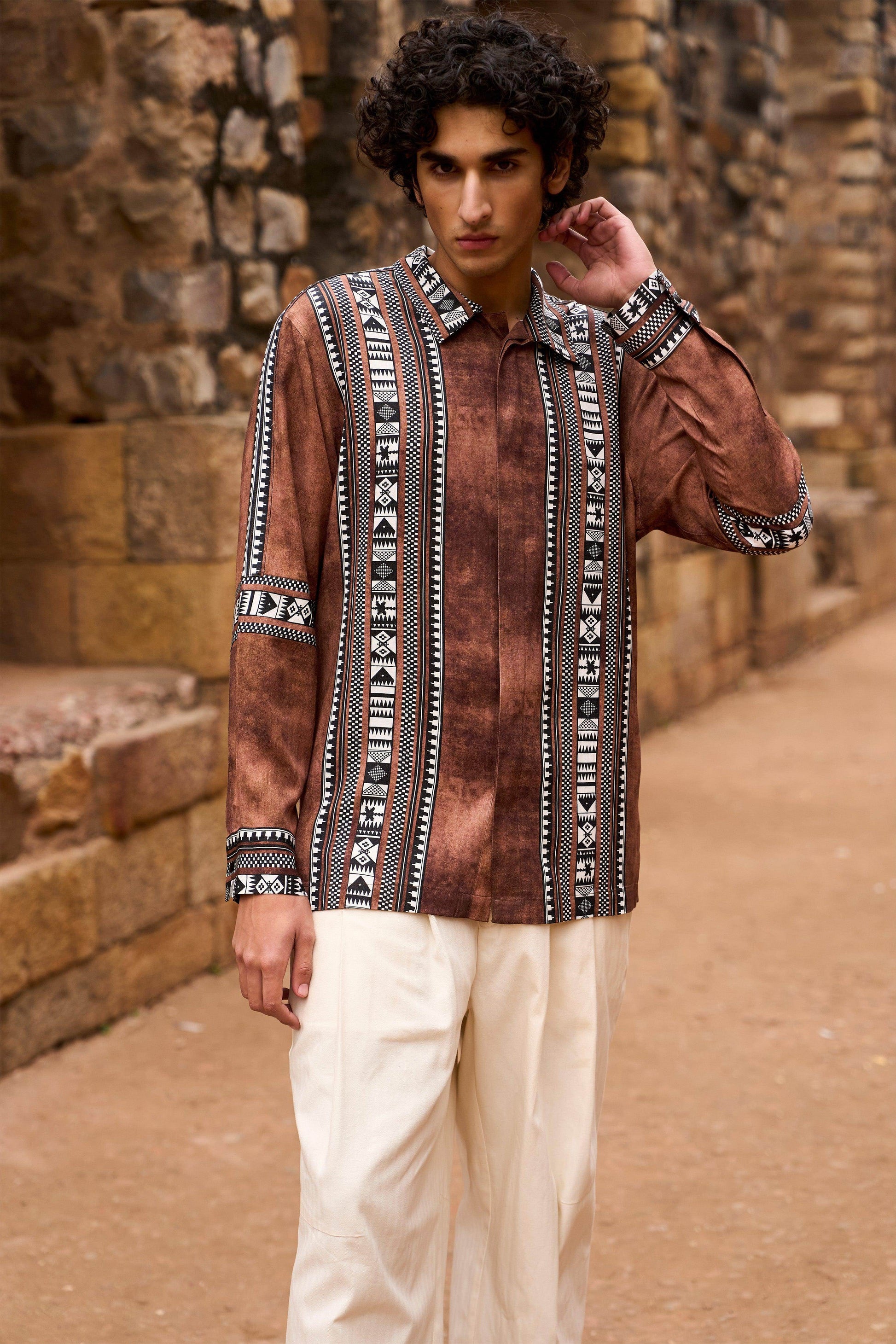 TRIBAL BORDER SHIRT - dash and dot