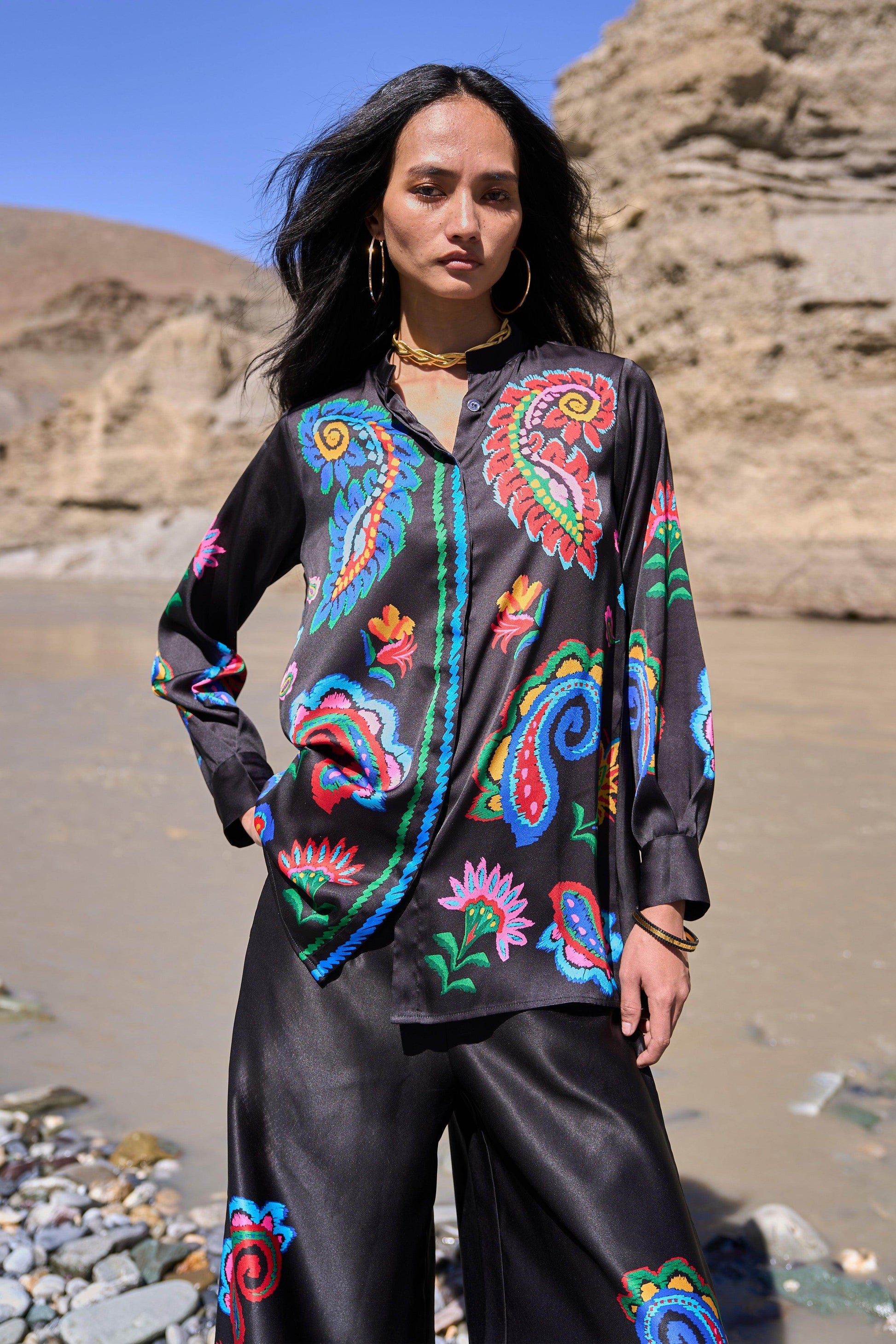 MULTICOLOR PAISLEY SHIRT - dash and dot