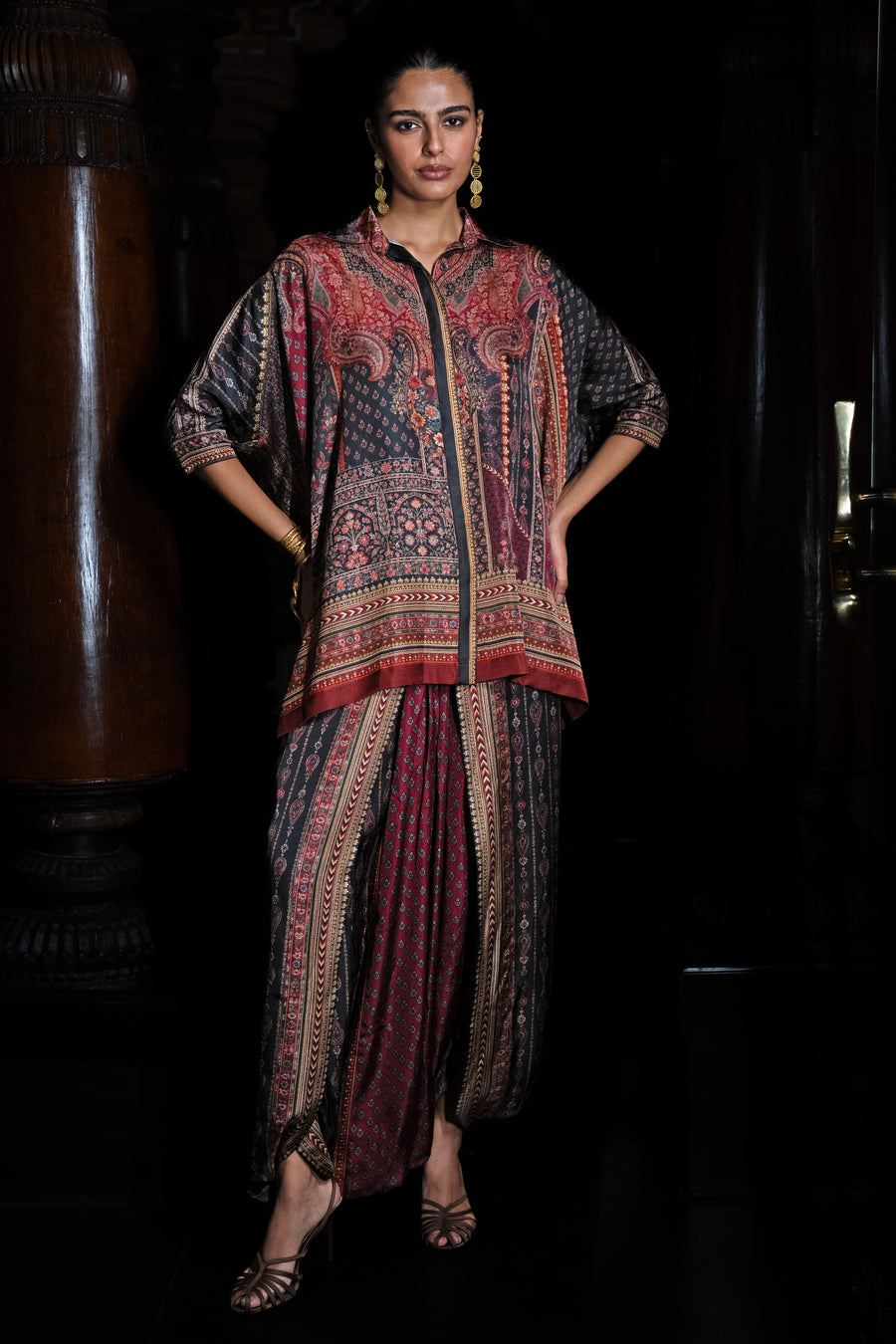 BOXY PRINTED SHIRT & PLACEMENT PRINT COWL PANT