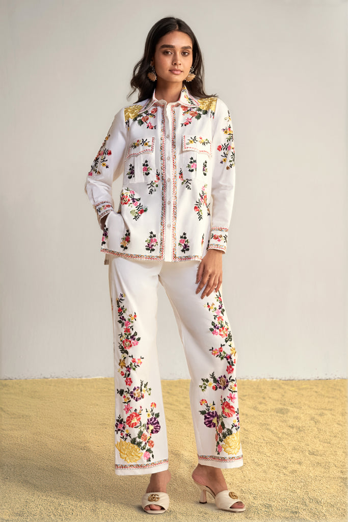 PLACEMENT FLORAL EMBROIDERED POPLIN SHIRT dash and dot