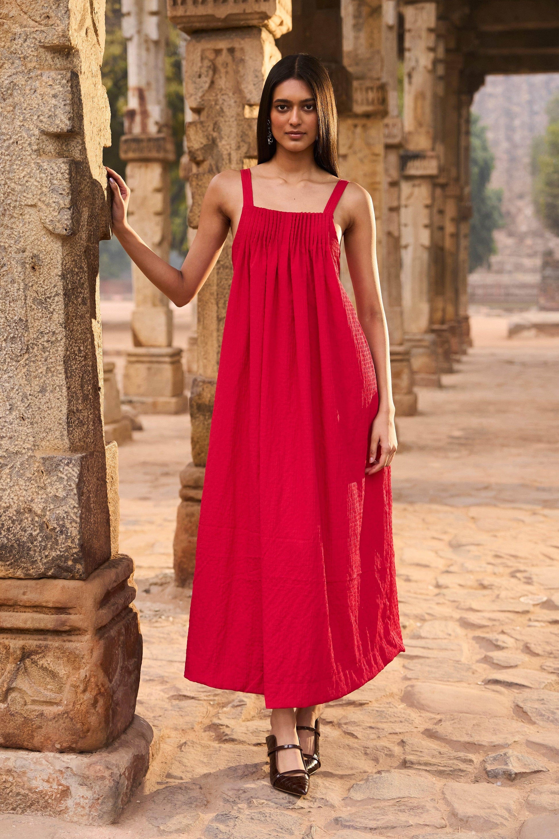 RED TEXTURED MIDI - dash and dot