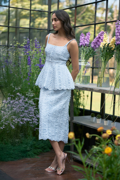 RIBBON EMBRODIERED PEPLUM TOP