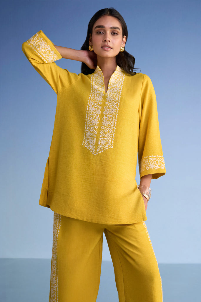 EMBROIDERED LINEN-TEXTURED PANT dash and dot