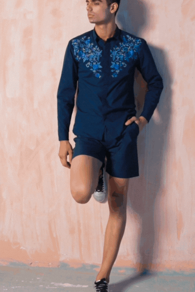 EMBROIDERED FRONT SHIRT - dash and dot