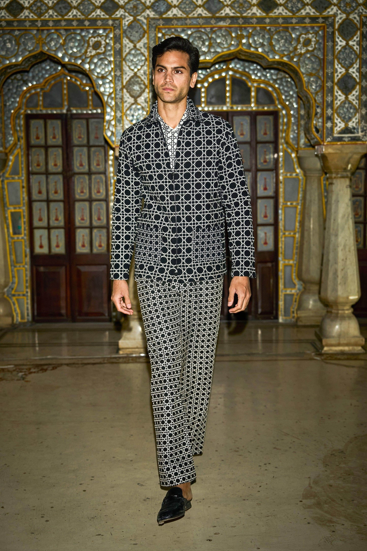 RATTAN STITCH JACKET - dash and dot