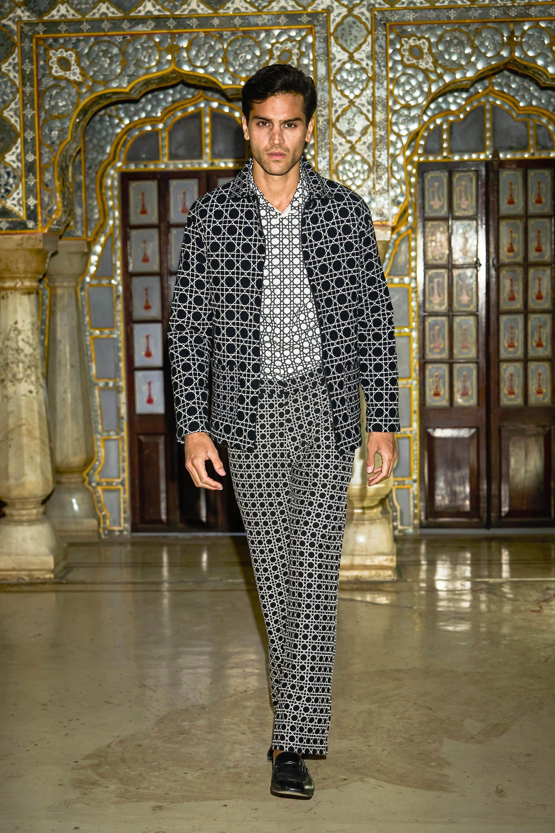 RATTAN EMBROIDERED TROUSER - dash and dot