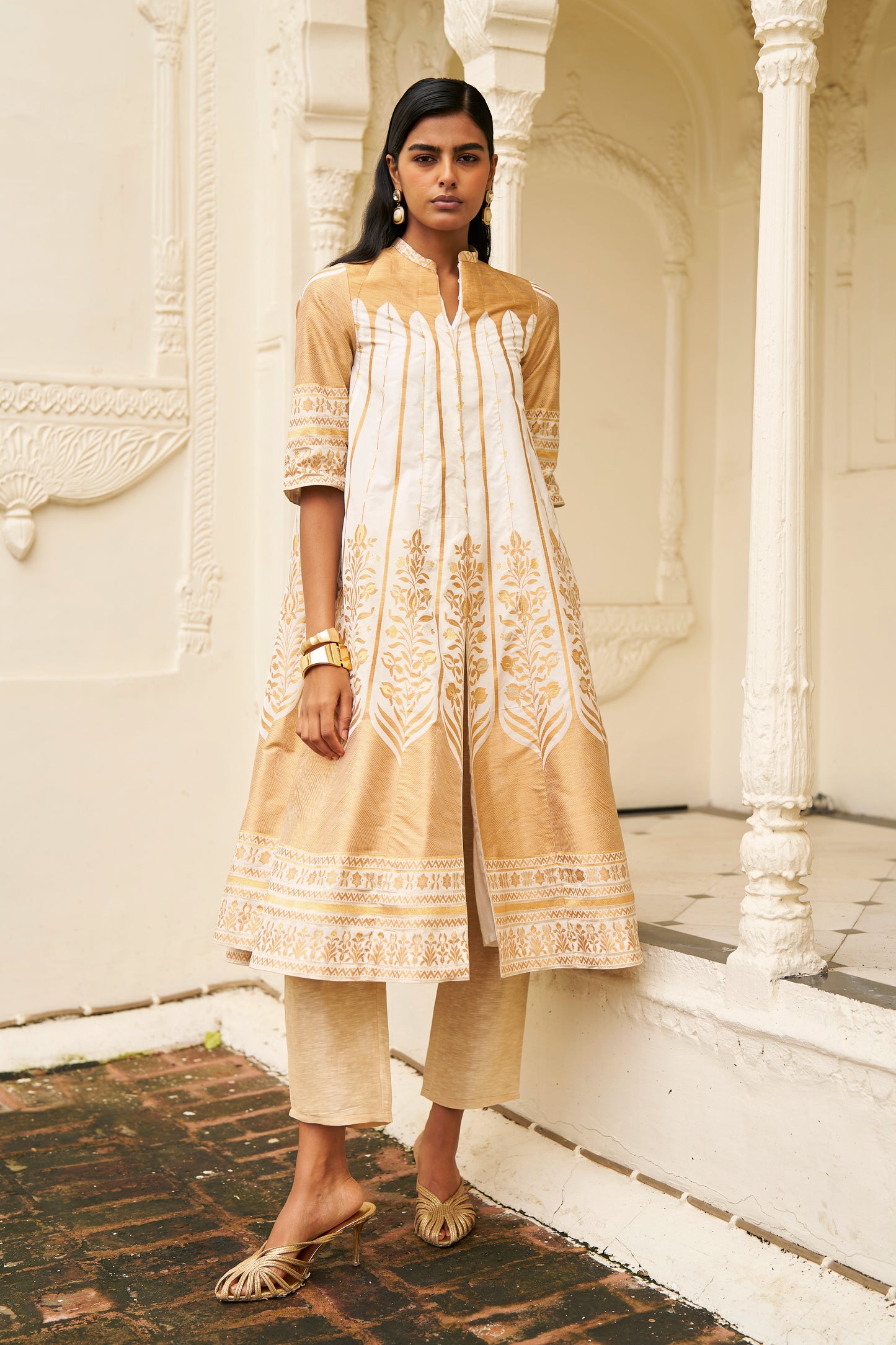 BENARES SILK BROCADE JACKET AND LINEN PANT