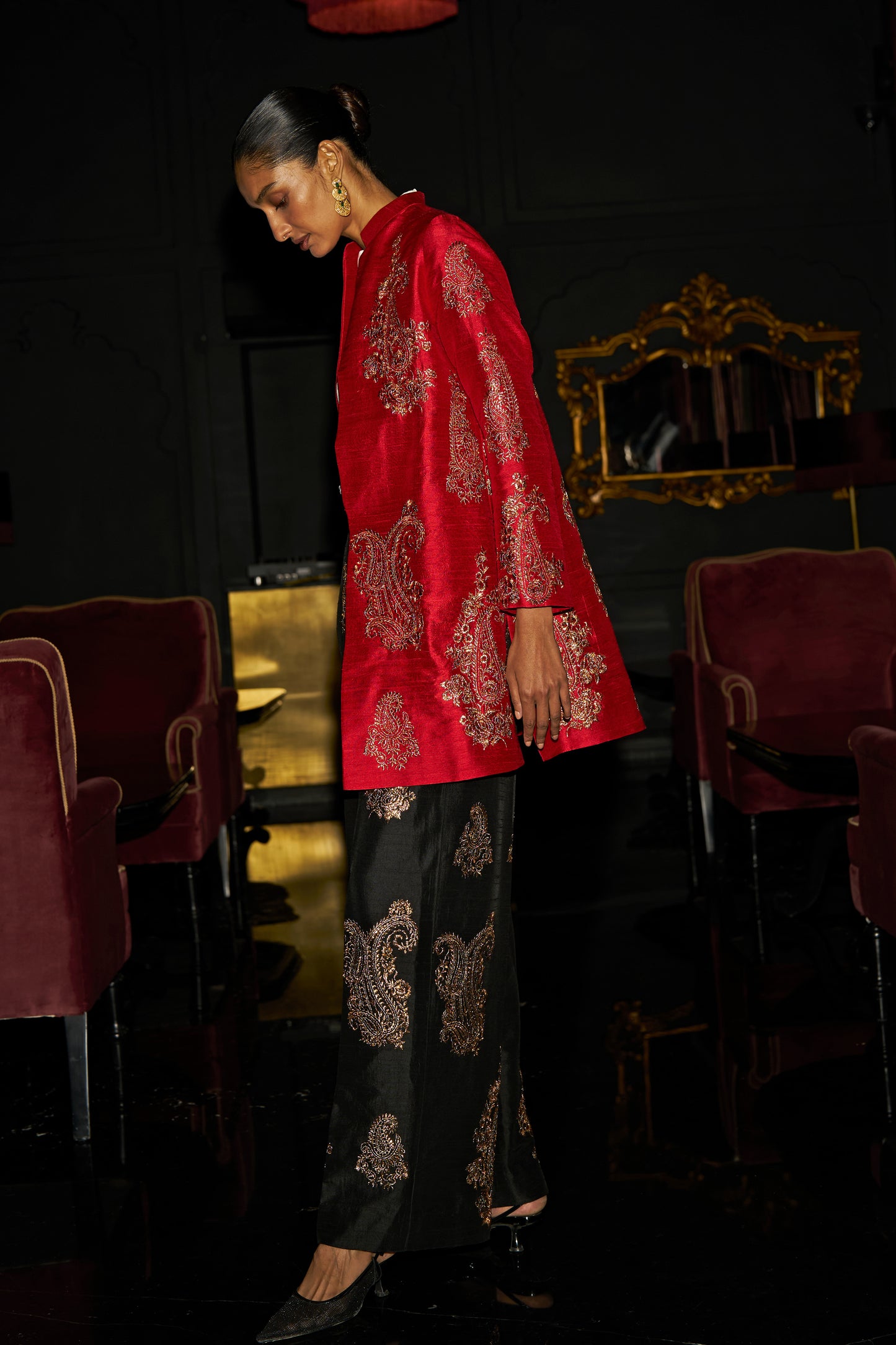 EMBROIDERED PAISLEY PANT