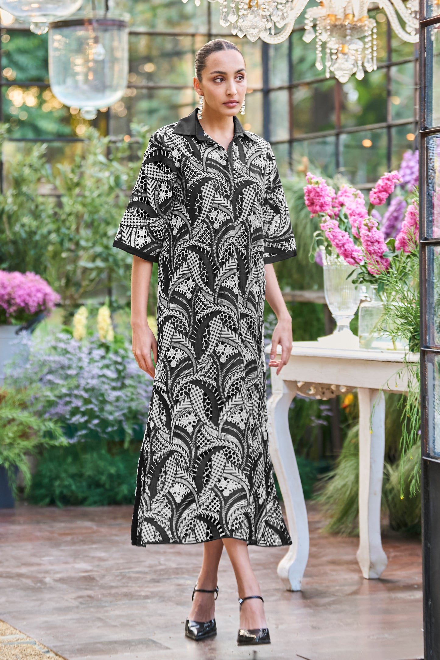 MONOCHROME EMBROIDERED LACE MIDI