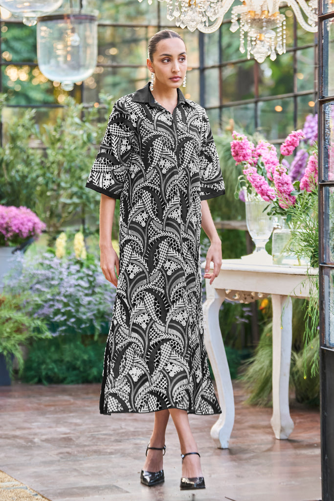 MONOCHROME EMBROIDERED LACE MIDI dash and dot