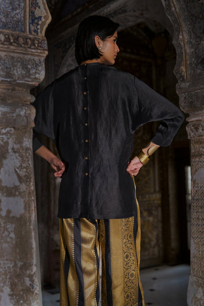 EMBROIDERED MOTIF BOXY SHIRT