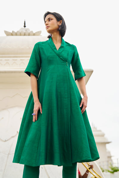 TEXTURED LONGLINE SIDE-BUTTON TOP