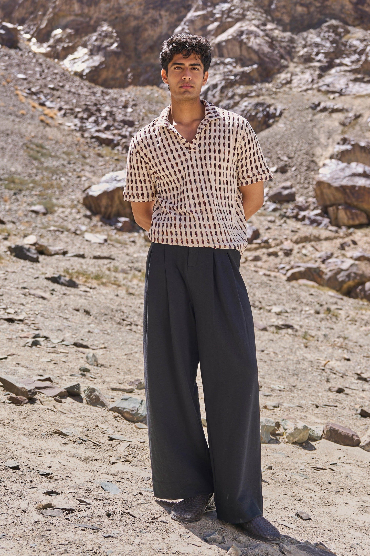 KNITTED PANTS - dash and dot