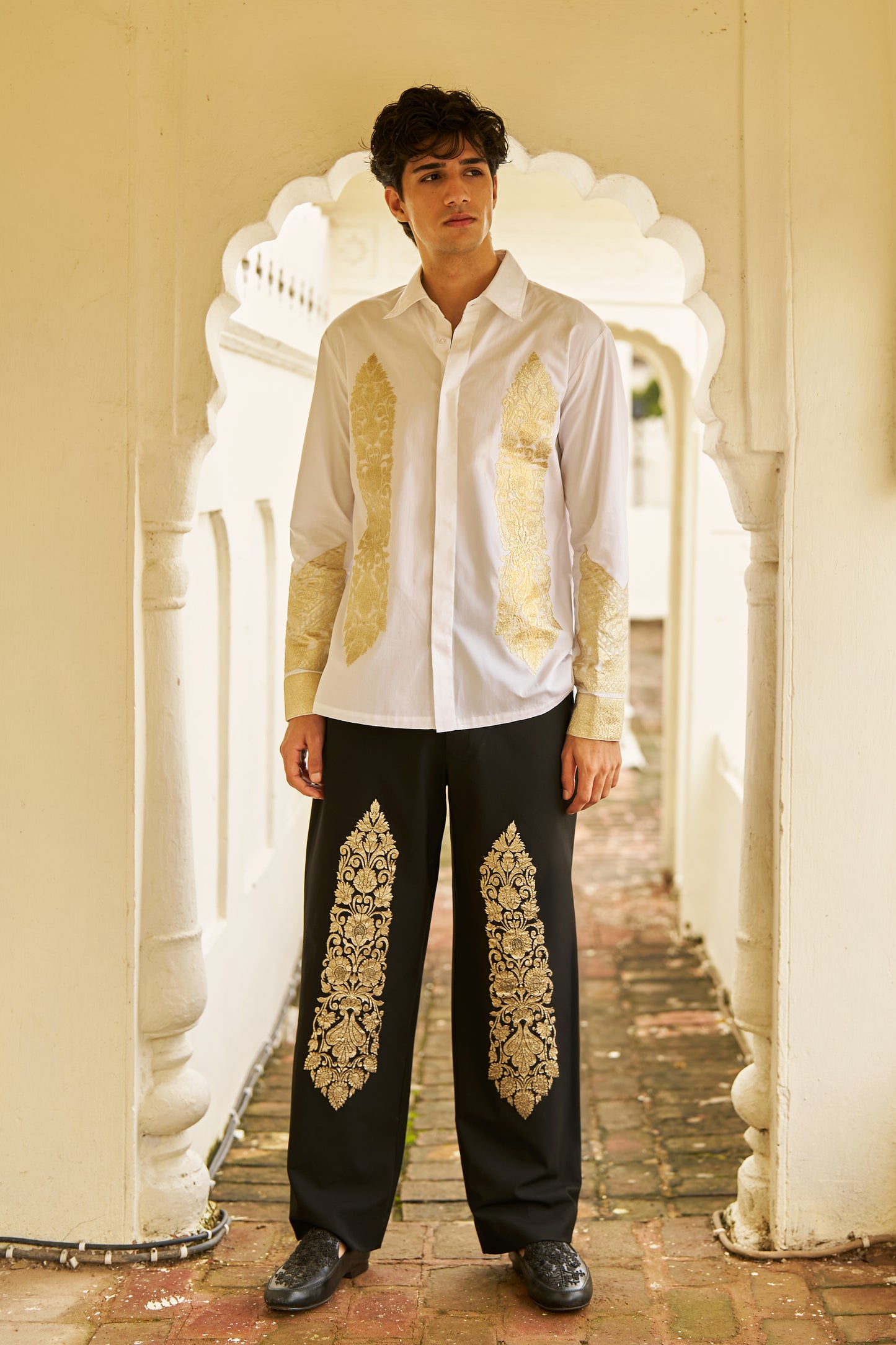 BLACK BROCADE PATCH PANT