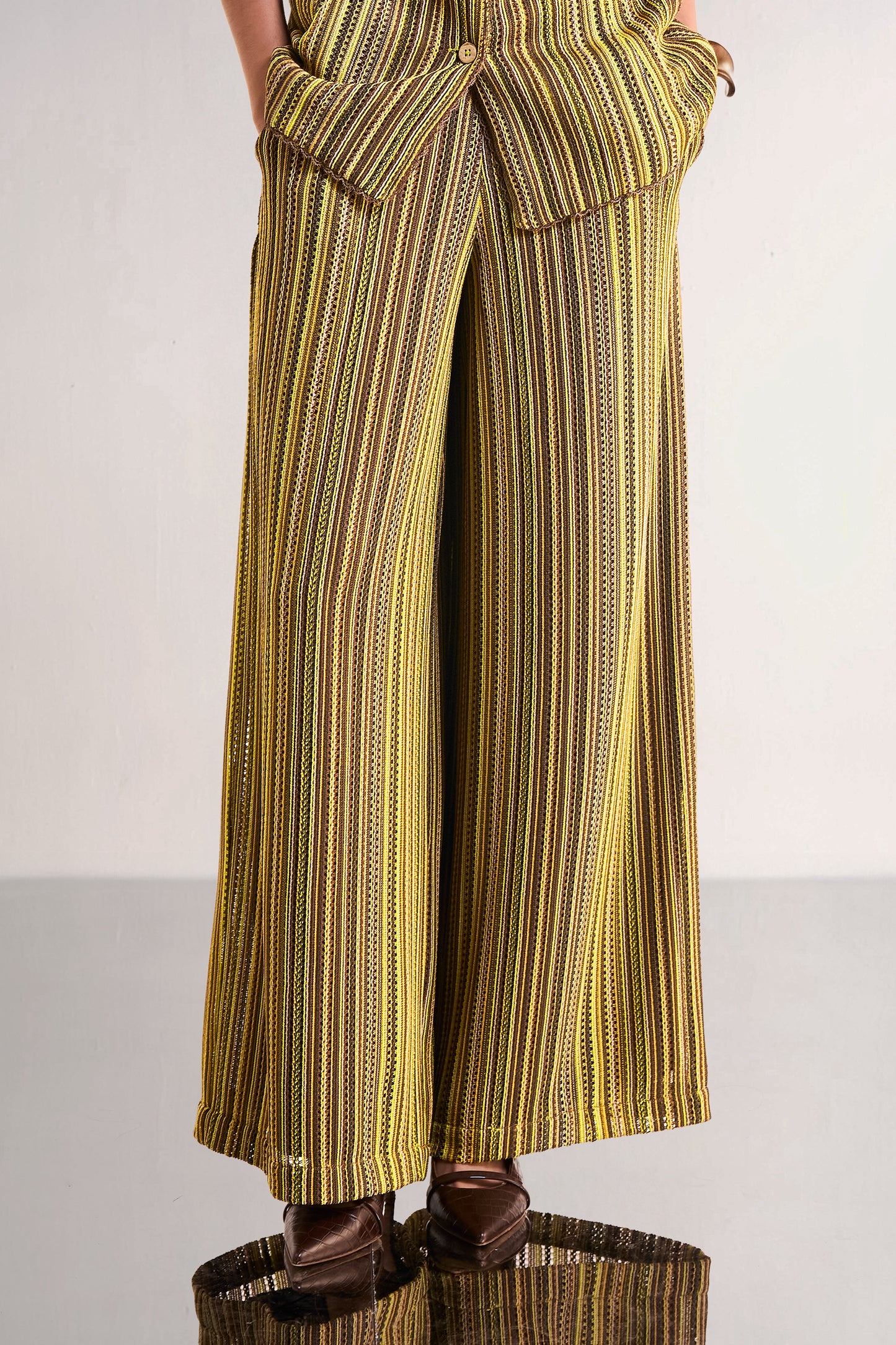 WIDE-LEGGED CROCHET KNIT PANT