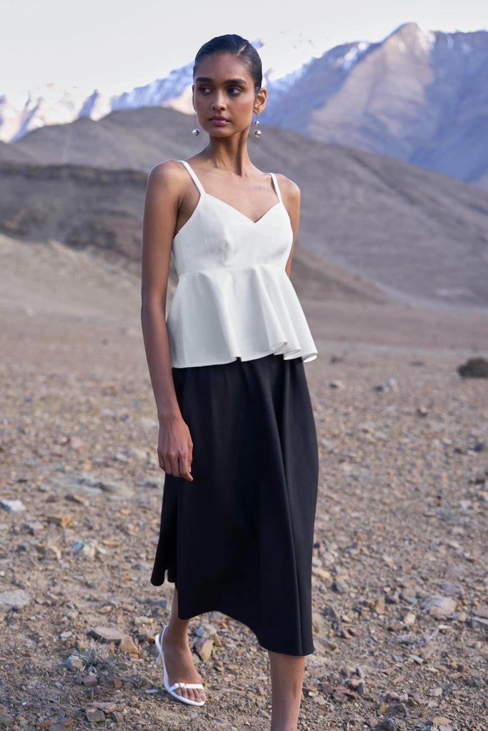 BLACK FLARE SKIRT - dash and dot dash and dot