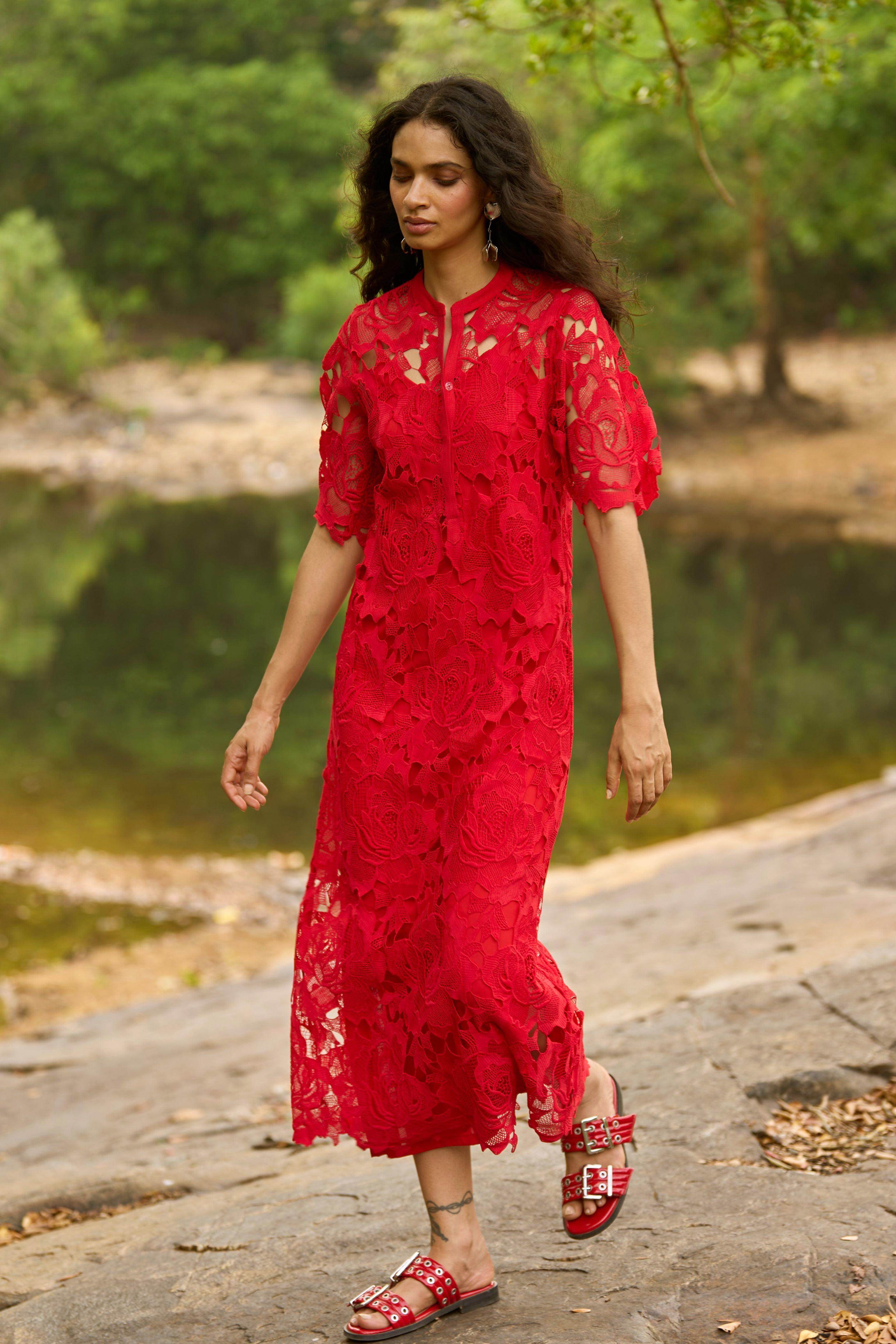 red and beige lace dress Lace mini dress with voluminous skirt Color: Red/ beige RASARIO Online Boutique 38 (FR) / Red/ beige