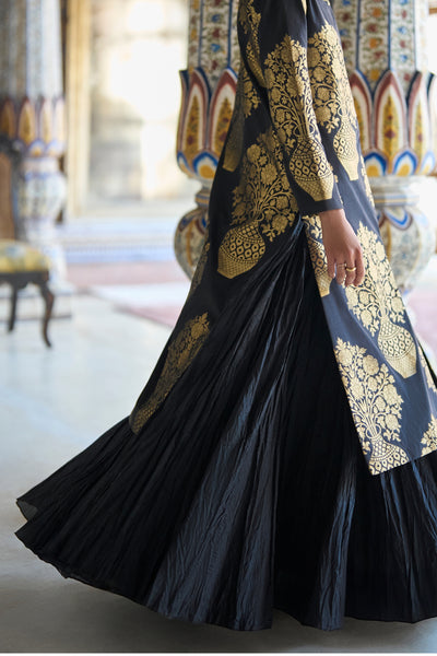 CRUSHED CRINKLE MAXI SKIRT