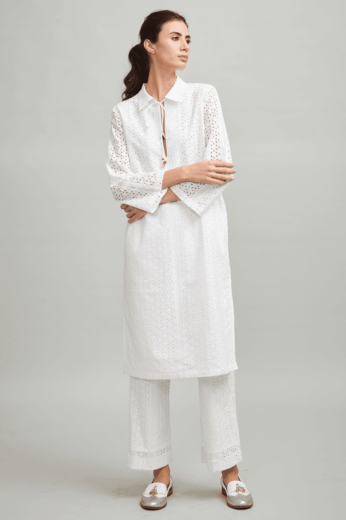 CUTWORK EMBROIDERY PANT - dash and dot