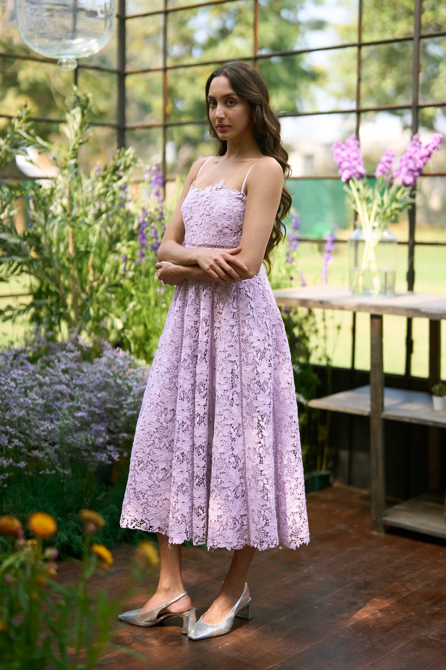 SCALLOPED FLARED LACE MIDI