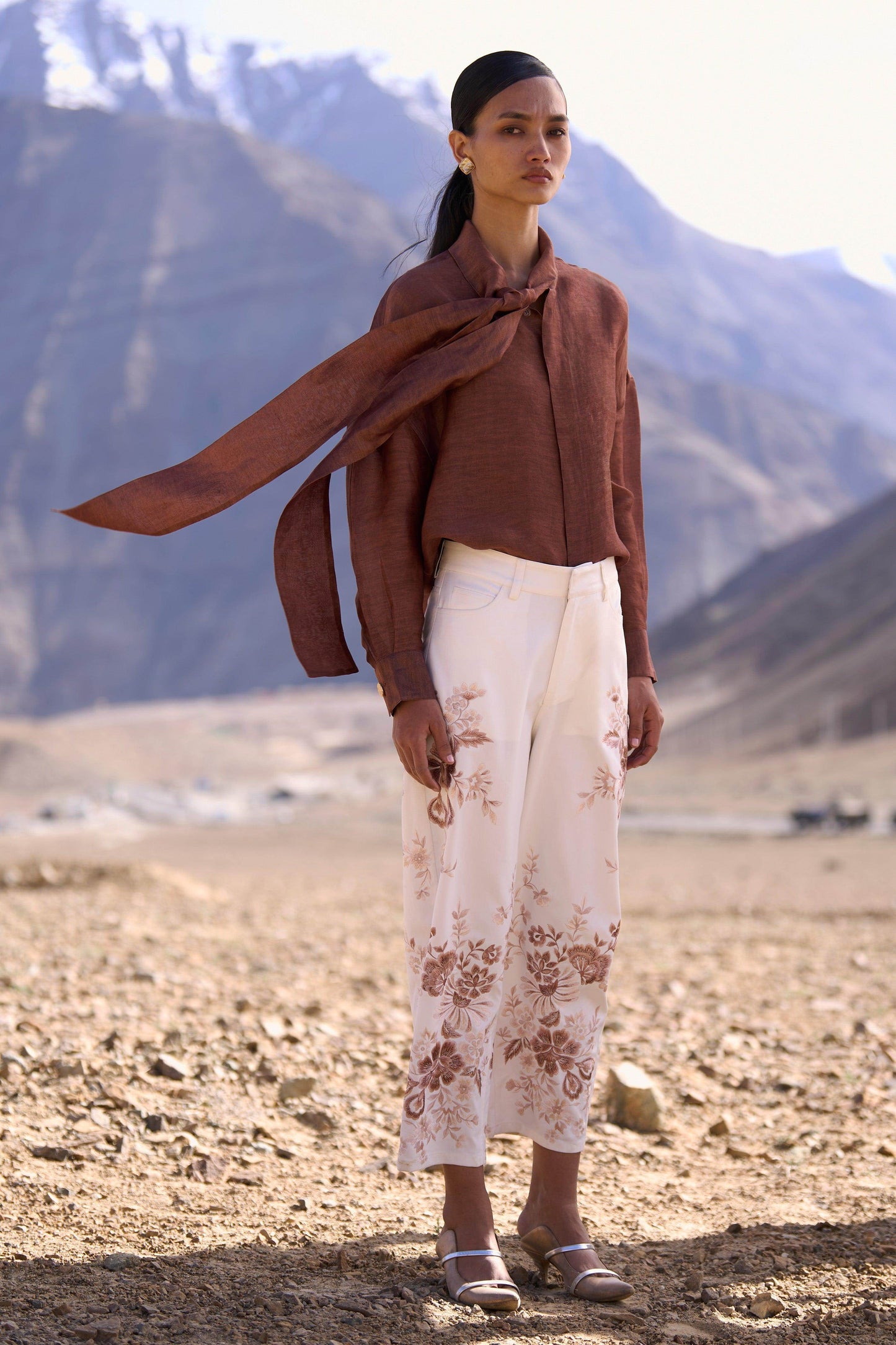 EMBROIDERED BARREL PANT - dash and dot