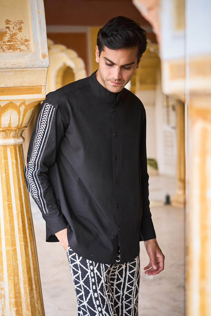 CHEVRON SLEEVE SHIRT - dash and dot dash and dot