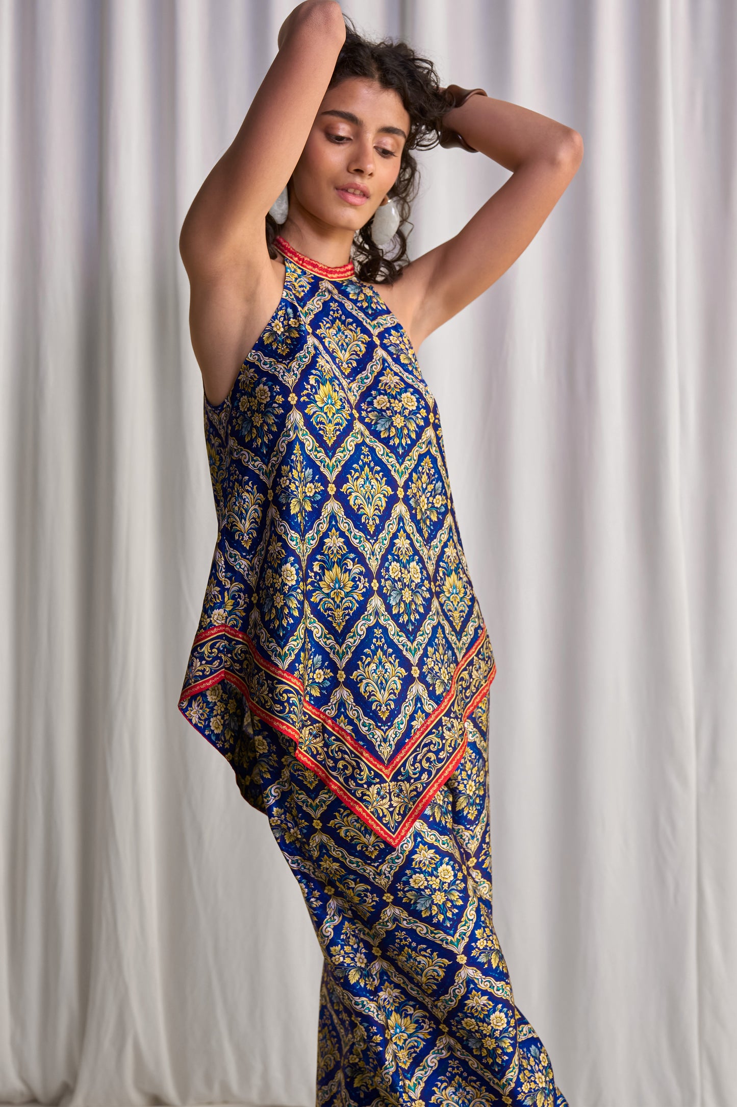 HALTER NECK SCARF PRINT TOP