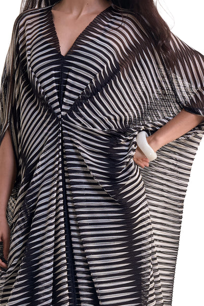 MONOCHROME KNITTED KAFTAN