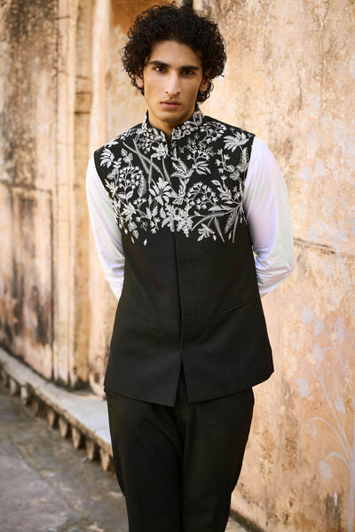 EMBROIDERED BANDI AND STRAIGHT PANT - dash and dot