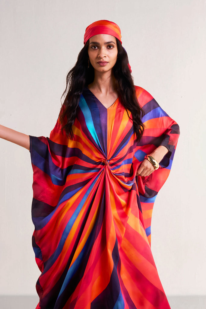 SWIRL KAFTAN WITH SCARF dash and dot