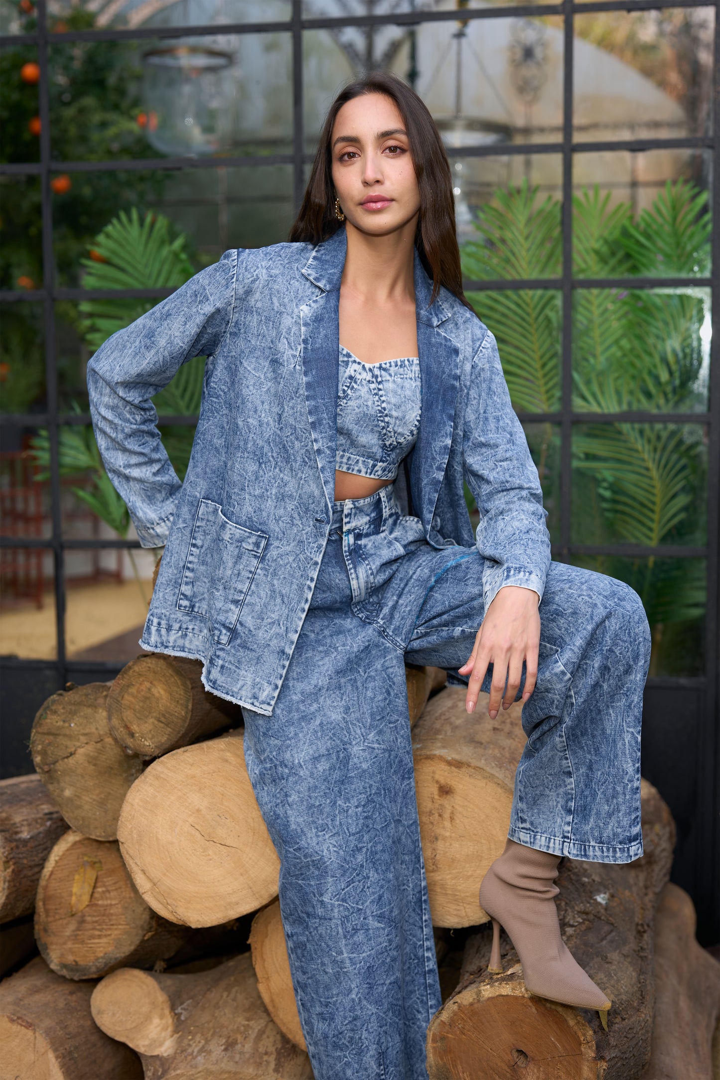 WASHED DENIM JACKET