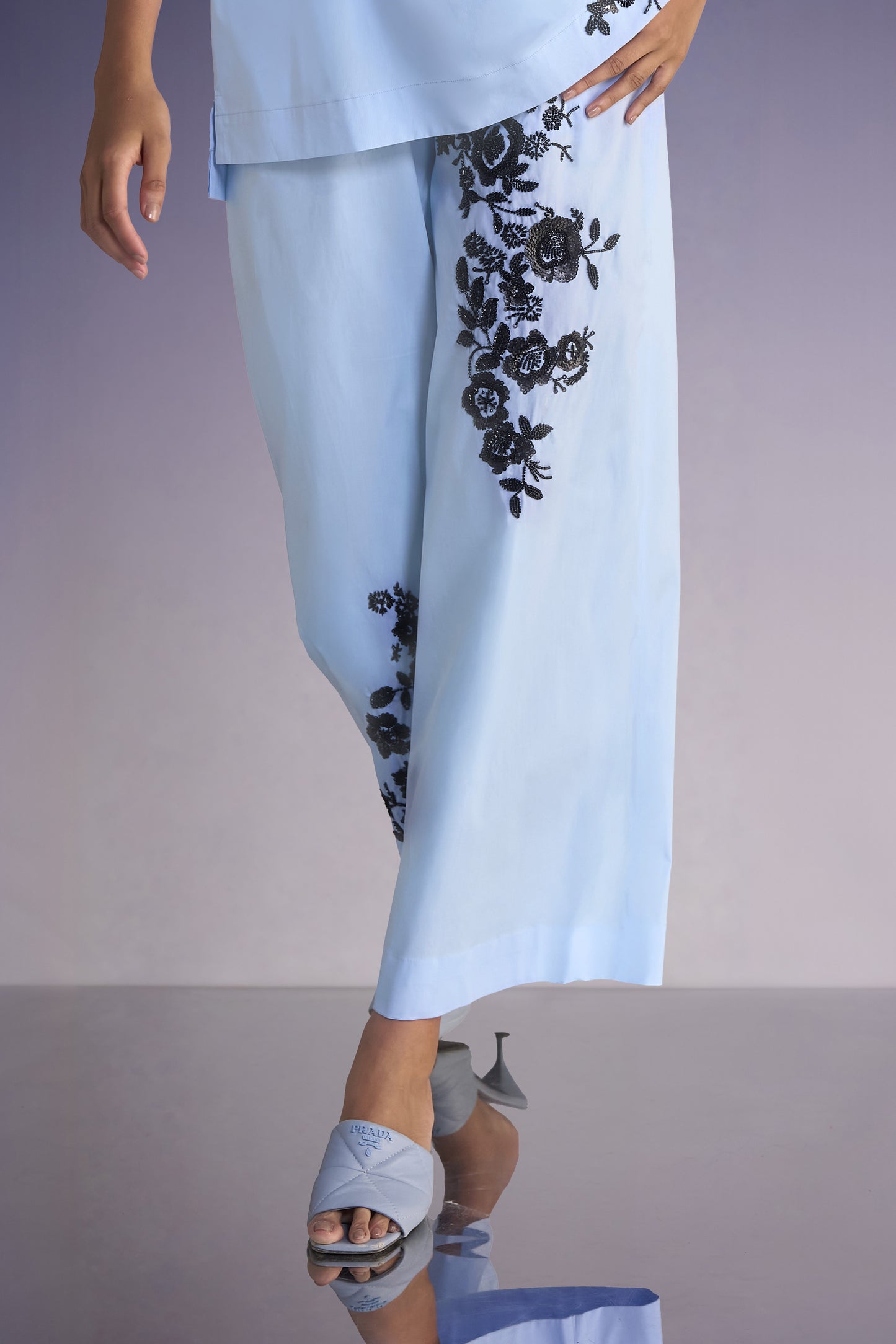 FLORAL BEAD EMBROIDERED PANT